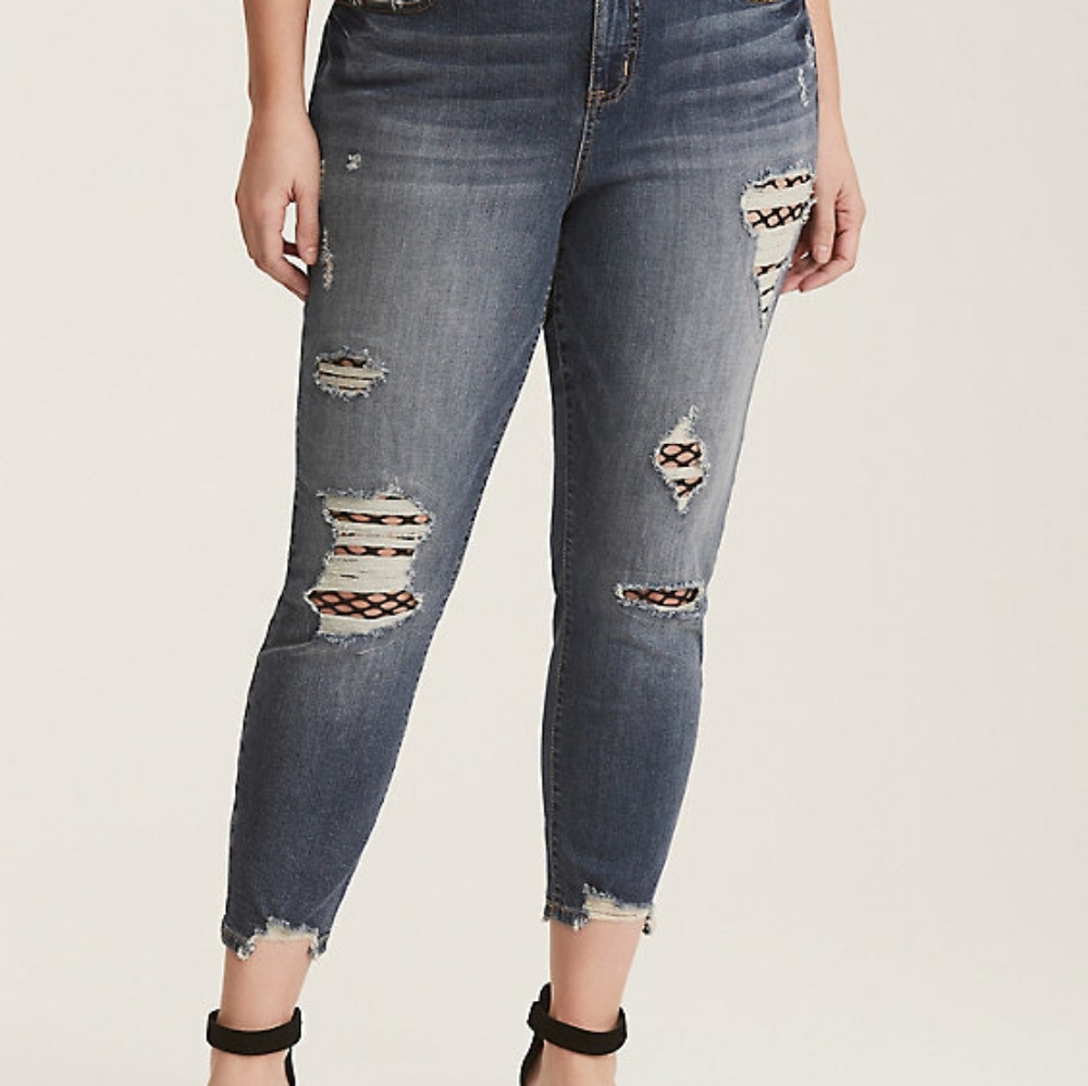 Cruise-Nights Out-Date NIGHT INSPO Torrid Vintage Fishnet Inset Jeans Size 26